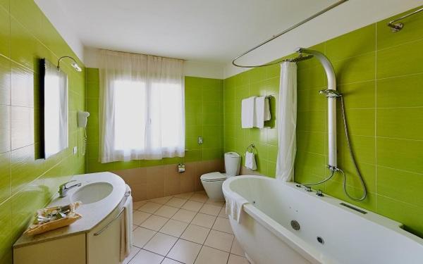 Трехместный Номер Стандарт с Балконом, Bolgheri Marina Resort Ex Varo Village
