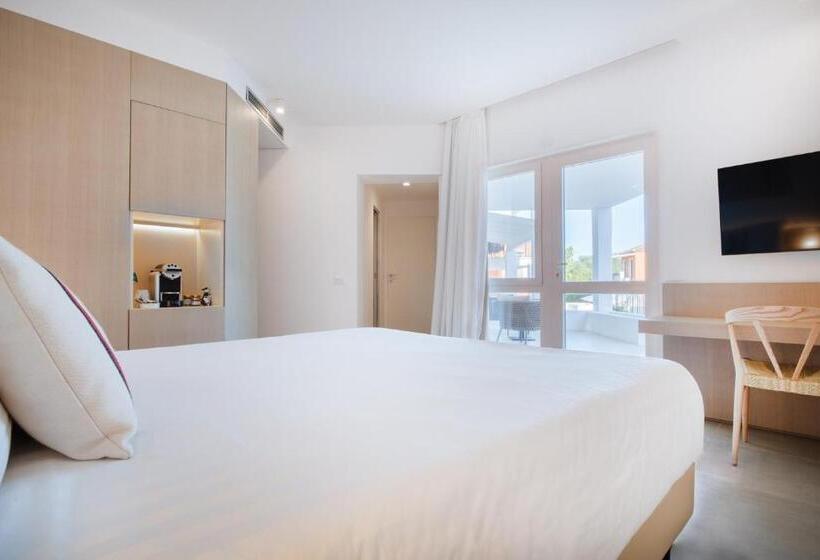 Quarto Deluxe, Felix Hotels   Galanias Hotel & Retreat