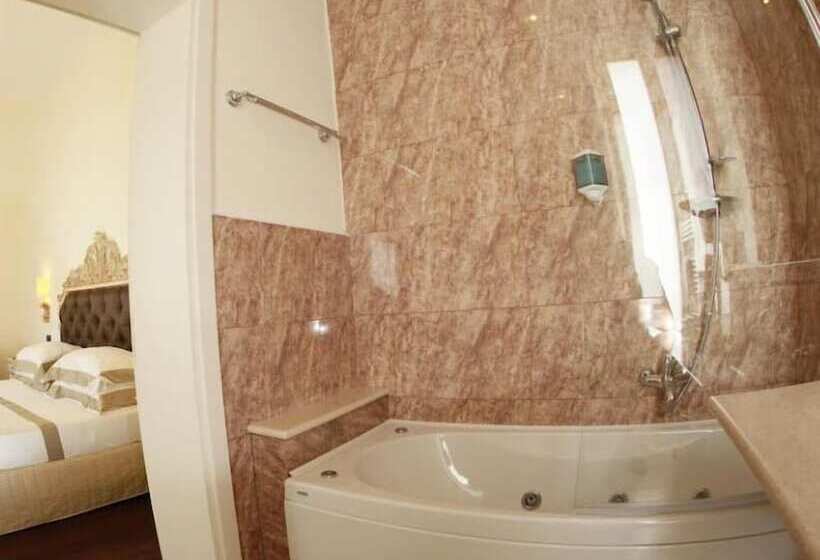 اتاق لوکس, Grand Hotel Di Lecce