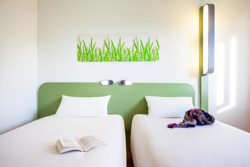 Номер Стандарт Трехместный, Ibis Budget Hyères