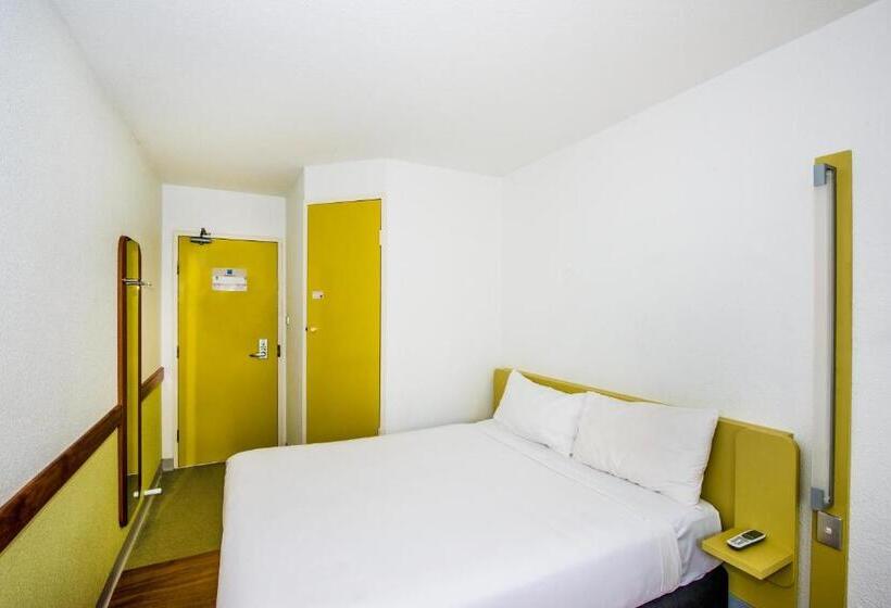 Номер Стандарт, Ibis Budget St Peters