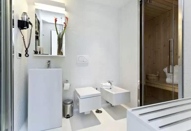 سوییت, Navona Stay