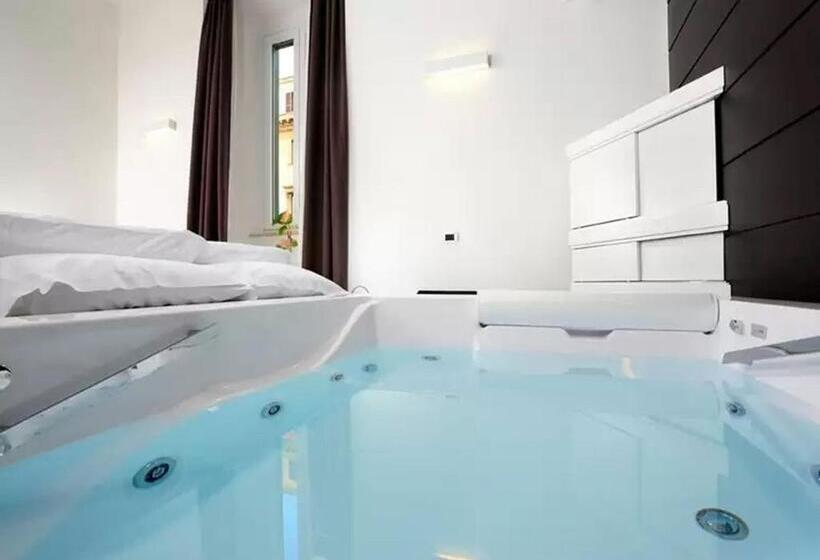 سوییت, Navona Stay