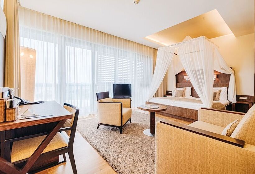 Полулюкс Вид на Озеро, St. Martins Therme & Lodge