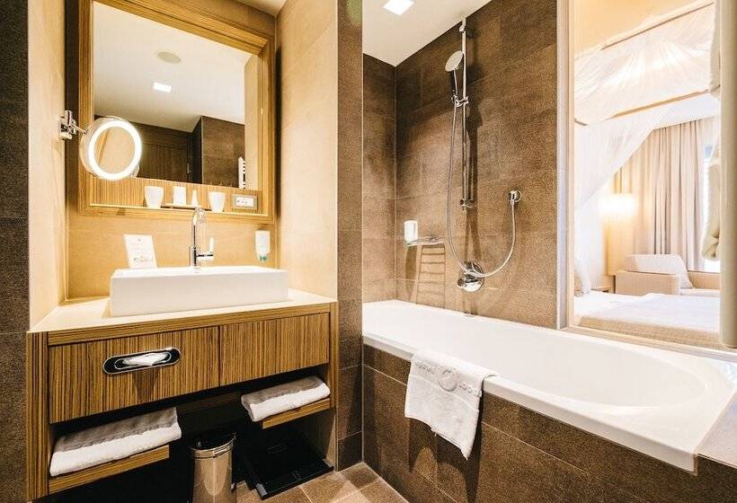 Номер Стандарт, St. Martins Therme & Lodge