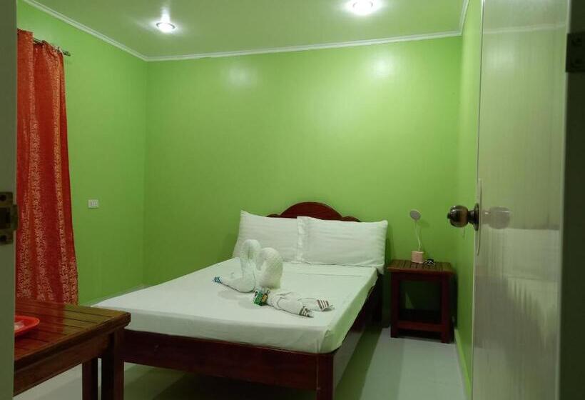Номер Deluxe Вид на Море с Балконом, Chilly Beach Resort Palawan