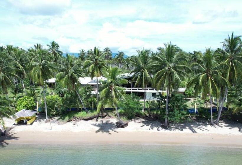 Номер Deluxe с Балконом, Chilly Beach Resort Palawan