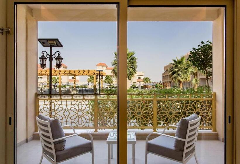 Номер Superior, Radisson Hotel Riyadh Airport