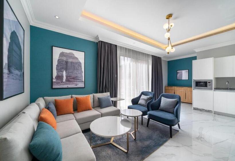 Вилла 3 Спальни, Radisson Hotel Riyadh Airport