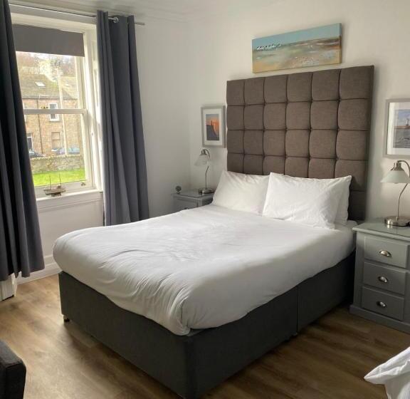 Номер Стандарт Трехместный, The Roxburgh Guest Accommodation