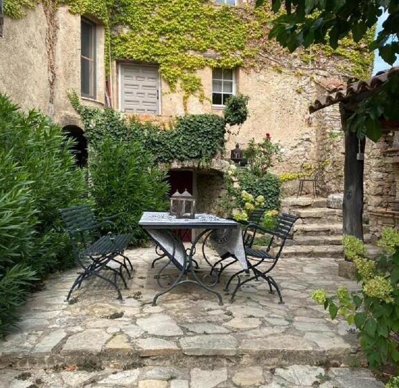 Апартаменты Superior 1 Спальня, Domaine Le Petit Hameau