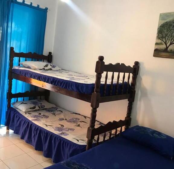 غرفة قياسية رباعية, Hostel Gratidão