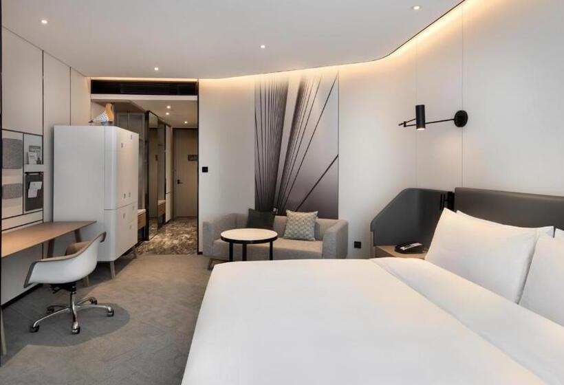 带大床的标准间, Crowne Plaza Quanzhou Riverview, An Ihg