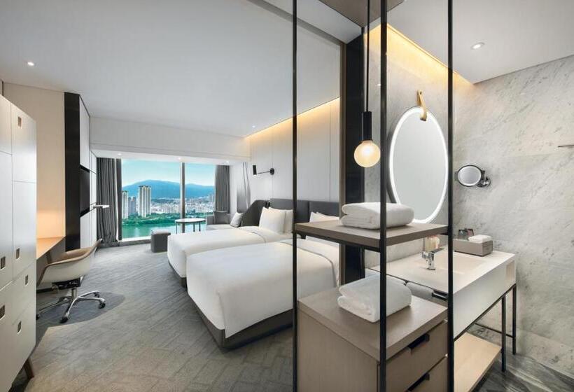 Номер Стандарт Вид на Реку, Crowne Plaza Quanzhou Riverview, An Ihg