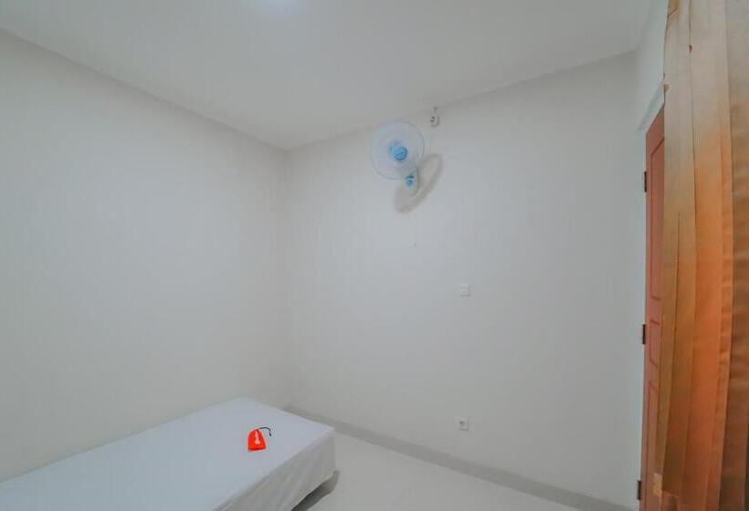 스탠다드 룸 공동 욕실, Koolkost Syariah Near Widyatama University Bandung