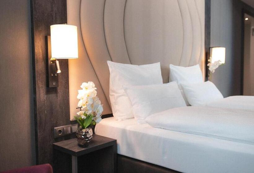 Номер Премиум, Plaza Premium Heidelberg