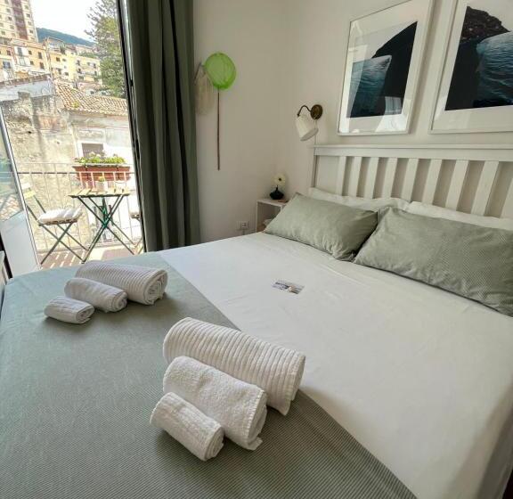 스탠다드 발코니 룸, Pizzo Central House