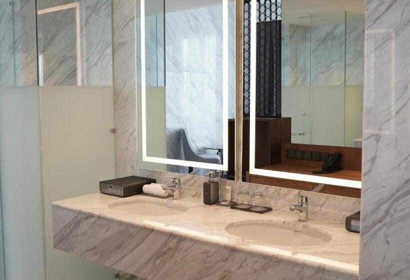Люкс, Opero Hotel Southkey Johor Bahru
