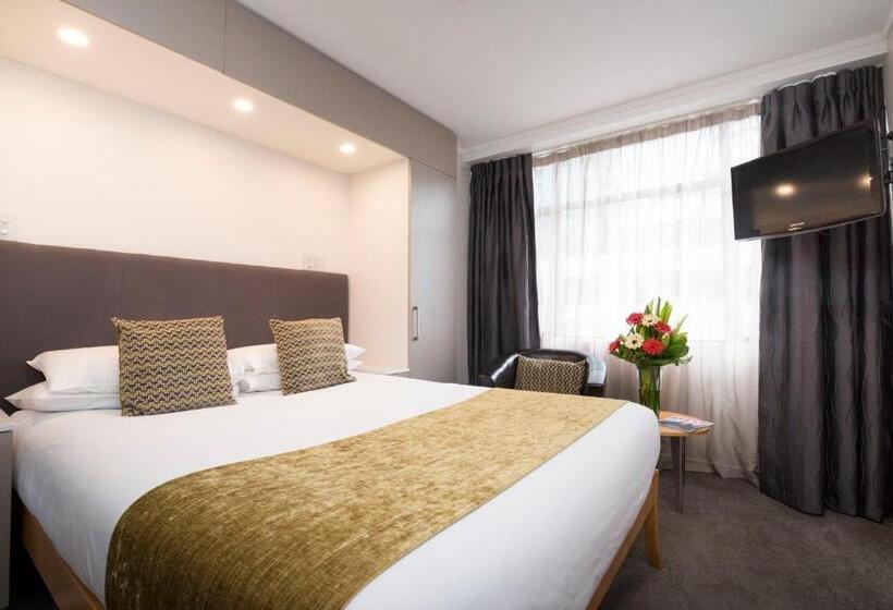 Студия Стандарт, Quest On Johnston Serviced Apartments