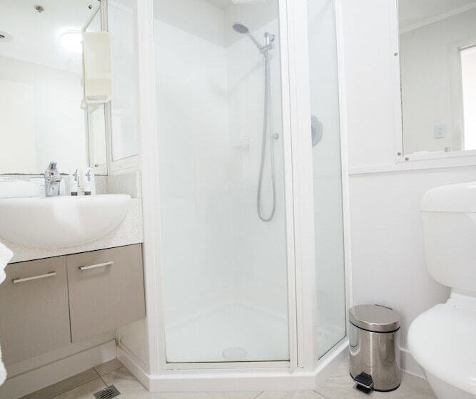 Апартаменты 1 Спальня, Quest On Johnston Serviced Apartments