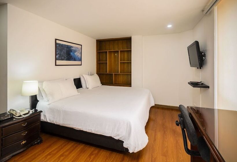 Апартаменты 2 Спальни, Travelers Fontana Plaza