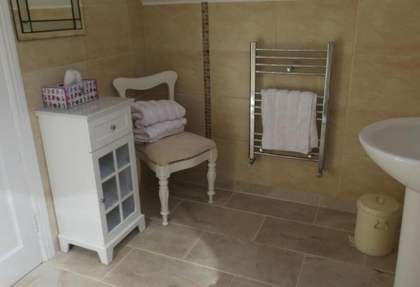 Трехместный Номер Deluxe, Athgarvan B&b