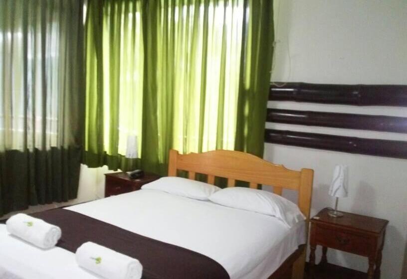 Quarto Estandar Individual, Chanchamayo Inn