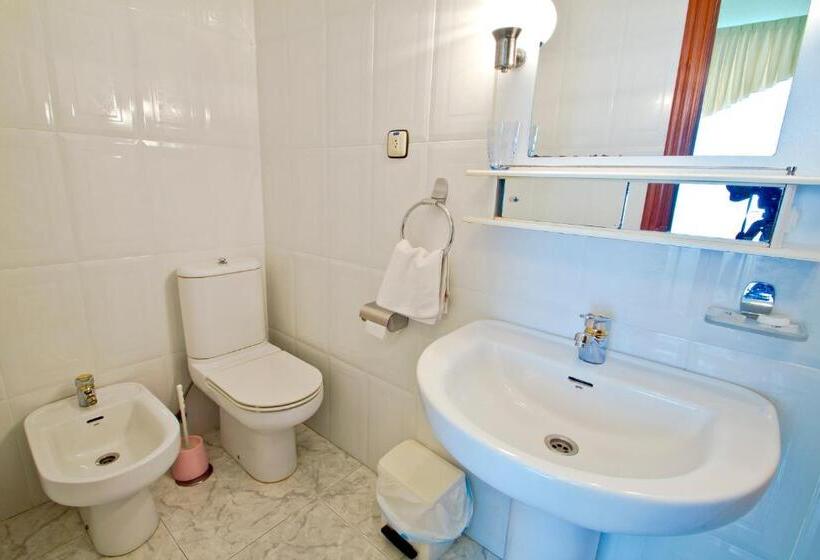 Номер Стандарт, Hospedaje Roiz