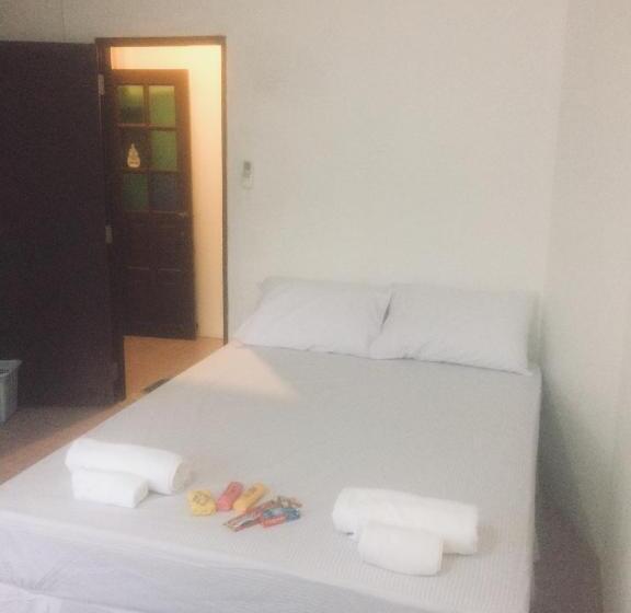 اتاق استاندارد, Hero Phuket