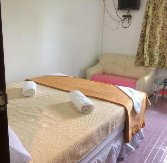 اتاق استاندارد, Hero Phuket