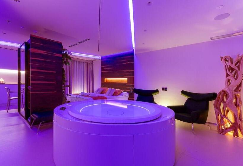 套房配有游泳池, Costa Rica Bibione Spa
