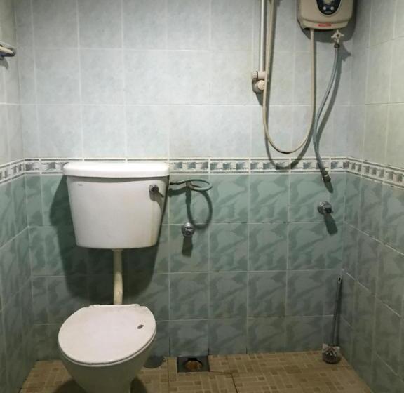 Семейный Номер, Yb House