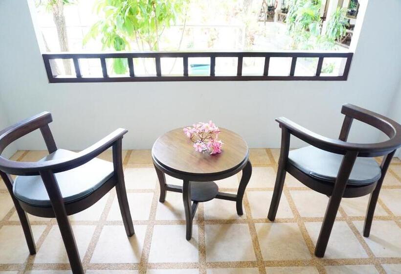 Номер Стандарт Вид на Бассейн, Lamai Inn 99 Bungalows