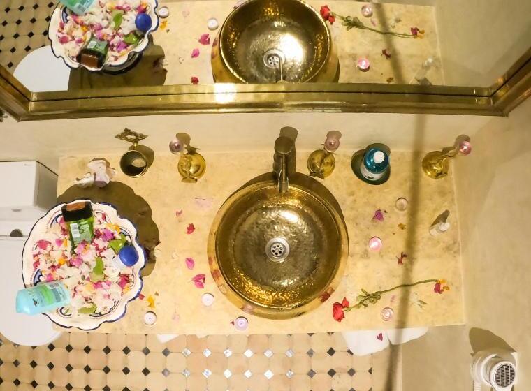 스탠다드 테라스 룸, Kasbah Yu Palace