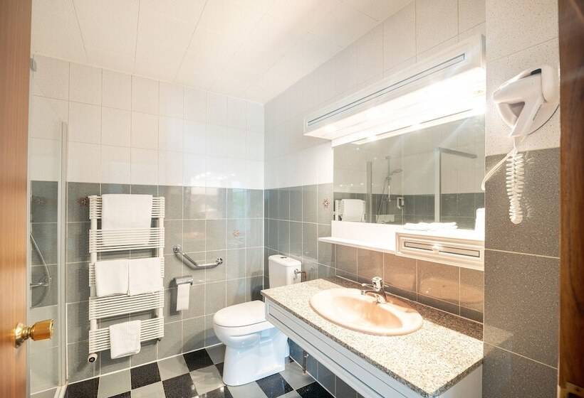 اتاق استاندارد سه نفره, Contact Hôtel Limoges   Hotel Des Deux Moulins