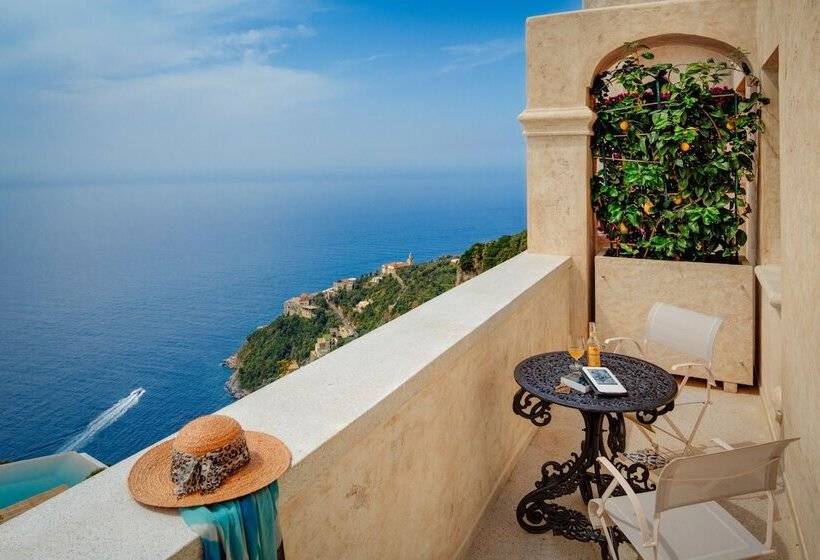 سوییت لوکس, Monastero Santa Rosa Hotel & Spa