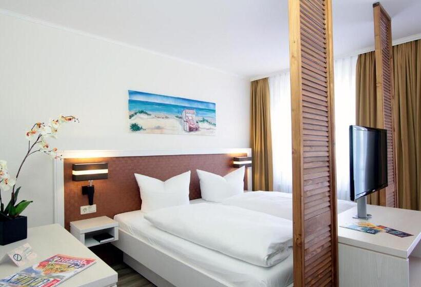 스탠다드 스튜디오, Park Hotel Sellin