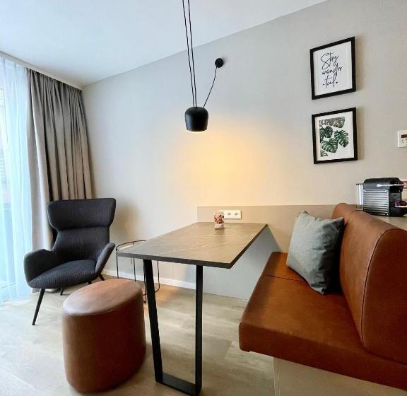 プレミアムスタジオ, Zeitwohnhaus Suite Hotel & Serviced Apartments