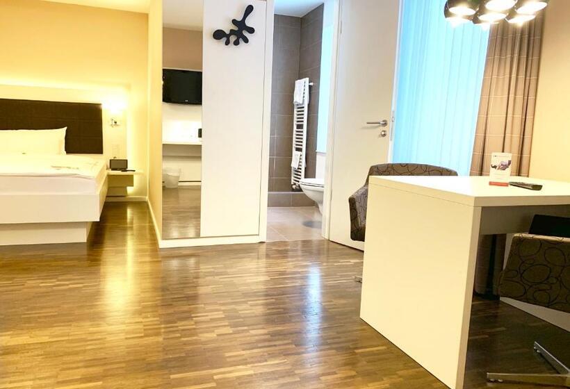 プレミアムスタジオ, Zeitwohnhaus Suite Hotel & Serviced Apartments