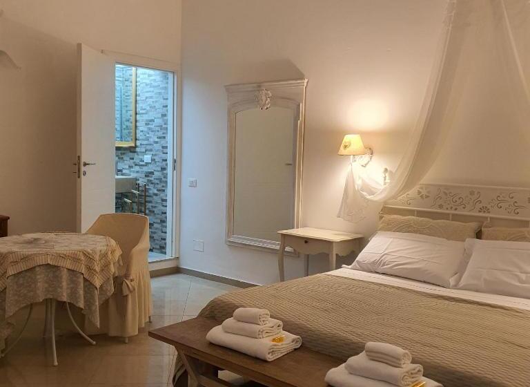 디럭스 룸, White Suite Polignano 08