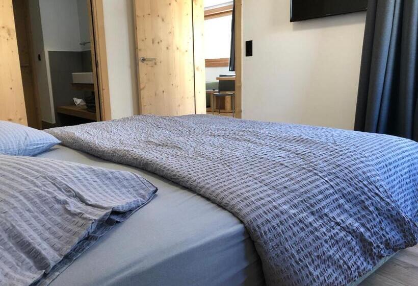 带1个卧室的带阳台的公寓, Catrina Resort