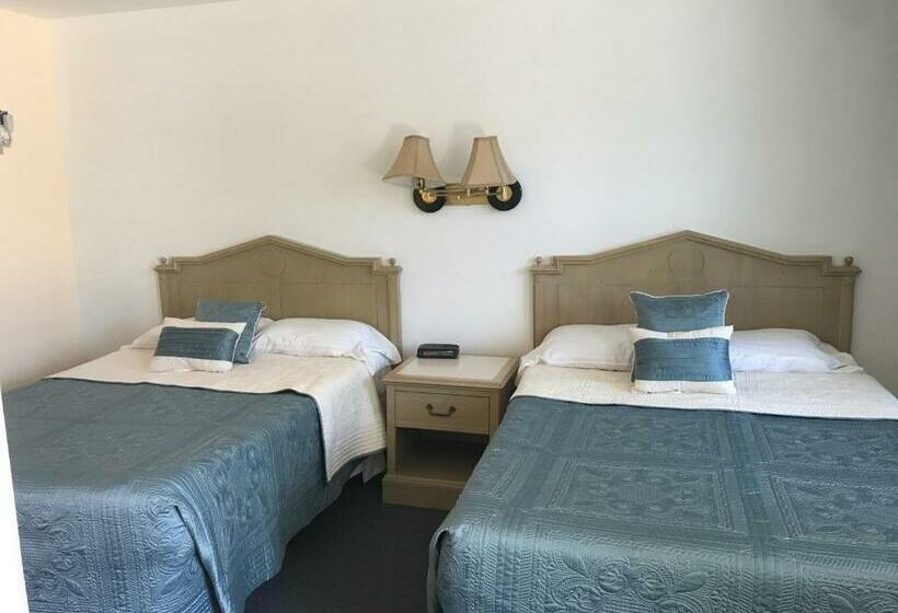 Номер Стандарт 2 Двуспальные Кровати, Cape Harbor Motor Inn