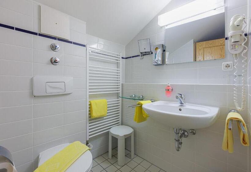 Номер Комфорт, Alphotel Ettal