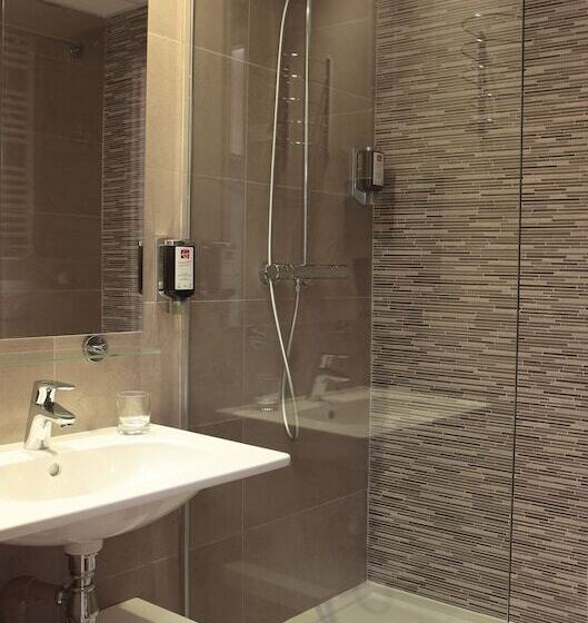 Номер Комфорт, Morphee Lille Villeneuve D Ascq