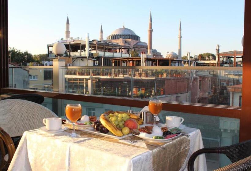 اتاق استاندارد سه نفره, Nayla Palace Hotel Special Category