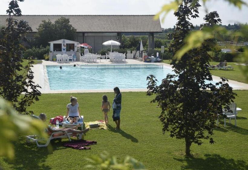 Апартаменты 3 Спальни, Relais Corte Pontigliardo