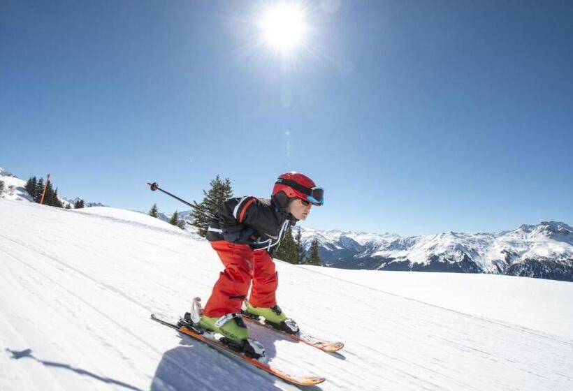 Апартаменты 3 Спальни, Sportlodge Klosters