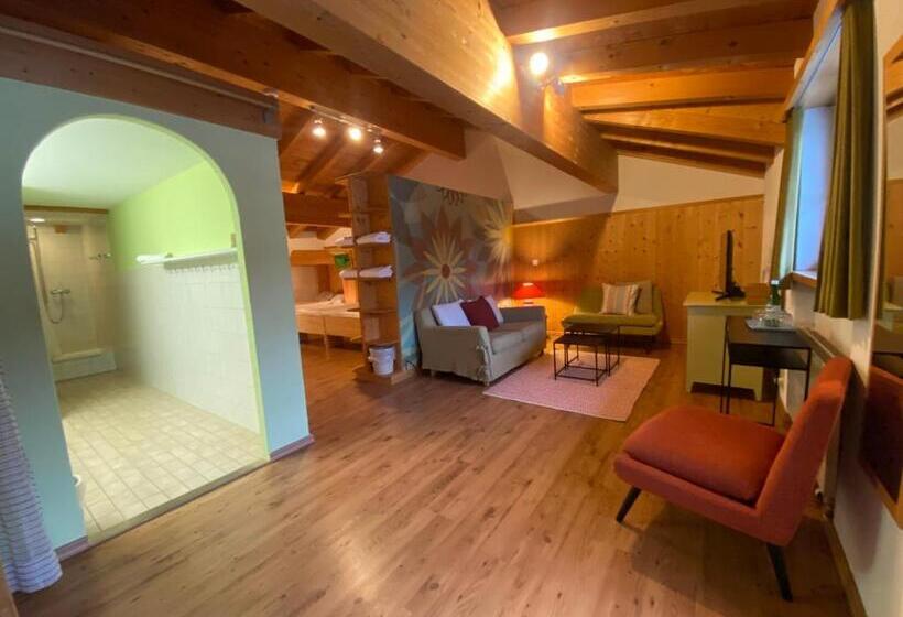 Семейный Номер Вид на Горы, Sportlodge Klosters