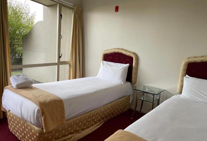 Апартаменты 1 Спальня, Chantillys Motor Lodge
