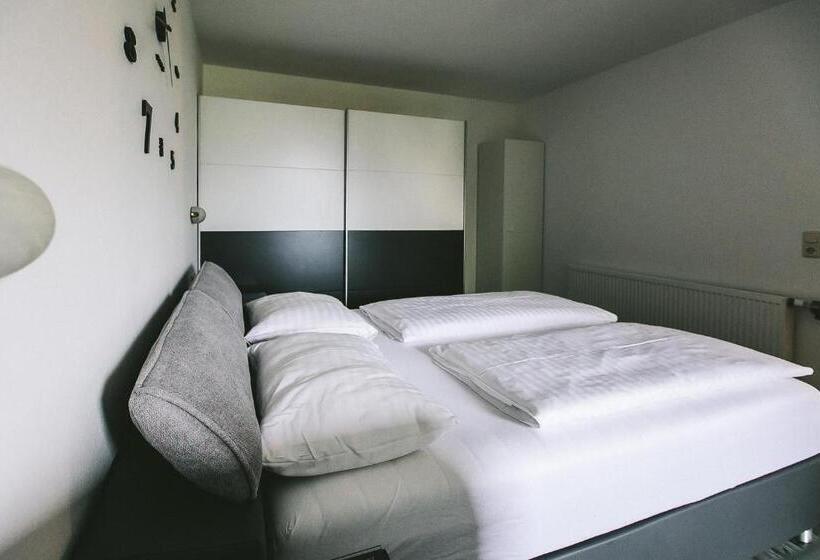 Апартаменты 2 Спальни, Apartments Margarethenbad